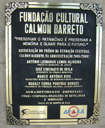 PLACA DE BRONZE FUNDIDO